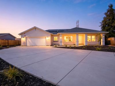 2102 Paige Ct