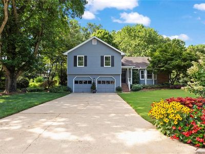 1590 Willow Bend Way