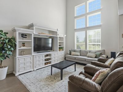 4880 Woodruff Way