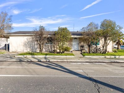 1009 E Cleveland Ave