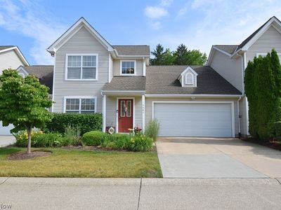 5546 Saint Thomas Ln