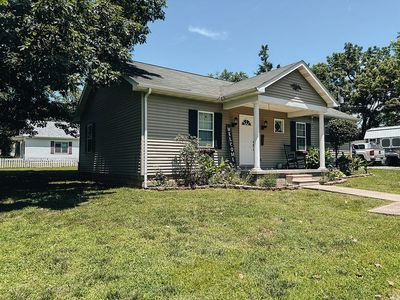 Property at 2400 Upchurch St, Eldorado, IL