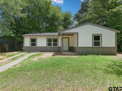 444 Bowie St