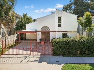 34 Fontainebleau Dr
