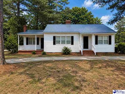 Property at 127 S 2nd Ave, Lake City, SC