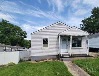 1944 Parkamo Ave