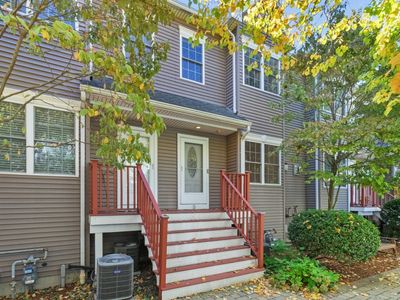 25 Hastings Ave Unit 3