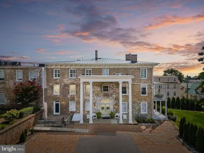 411 N Loudoun St APT 202