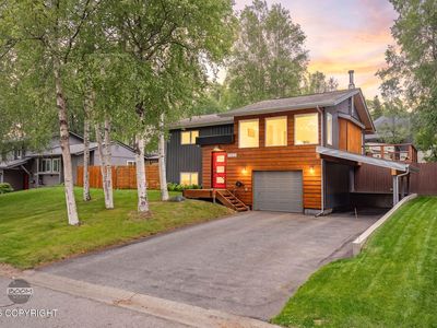 13621 Sunset View St
