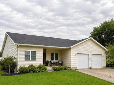 Property at 135 N Davis St, Clinton, IN