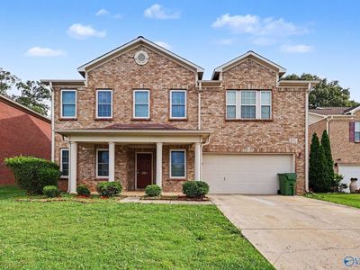 206 Ivyleaf Dr NW