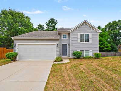 1202 Pinewood Dr