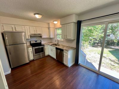 Property at 122 Hillside Dr, Elgin, TX