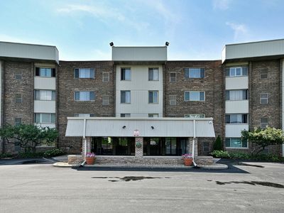 841 N York Rd #226