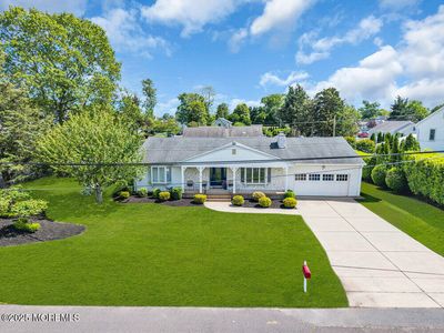 1101 Hawthorne Parkway