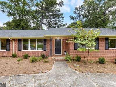 2433 Kingscliff Dr NE
