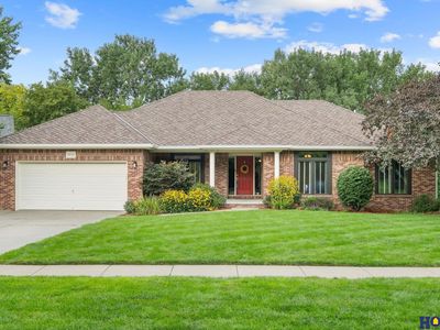 6715 Leesburg Ct