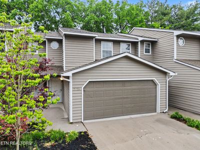 7751 Village Dr