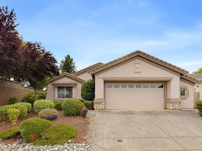 375 Lilypond Ln