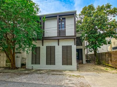 Property at 5416 S Saratoga St, New Orleans, LA