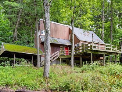 2065 Ellis Hollow Rd