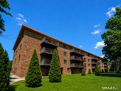 45 Park Place #409