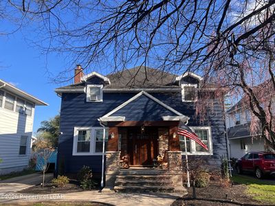 585 Gibson Ave