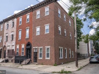 1619 W Master St