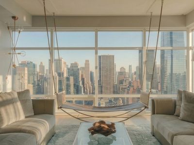 151 E 58th St APT 38A