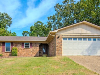 106 Robin Glen Dr