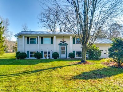 1188 Brenner Rd NE