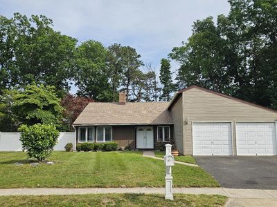 18 Edgeview Ln