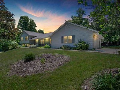 Property at 1802 Mehaffey Bridge Rd NE, Solon, IA