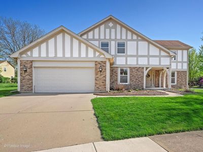 340 White Hall Ter