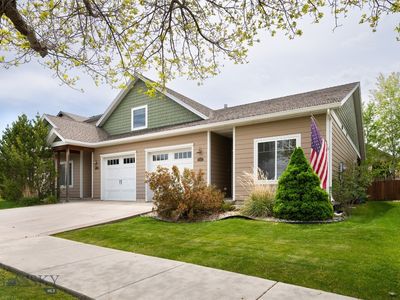 4366 Glenwood Dr