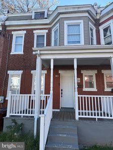 106 E 23rd St