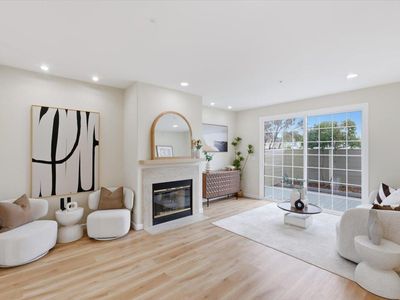 122 Farallon Dr