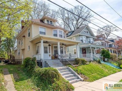 28 Oak Ln