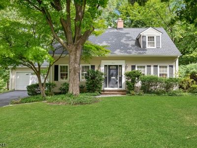 Property at 7 Sharon Rd, Springfield, NJ