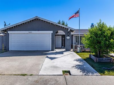531 Colonial Circle