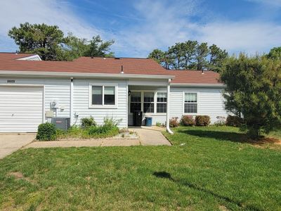 539A Warwick Court