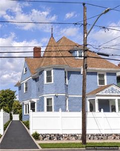 223 Massachusetts Ave