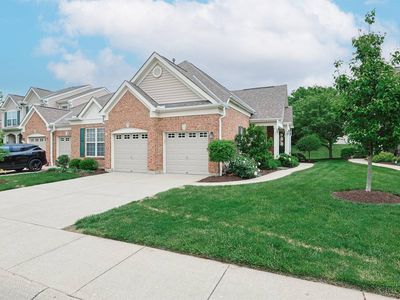 4142 Woodsly Dr