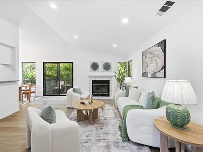 38910 Cherry Glen Cmn