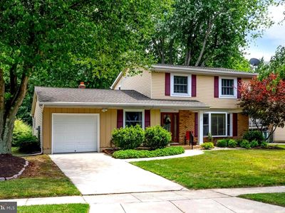 16 Bently Dr