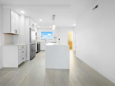 20 Yacht Club Drive #402