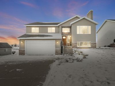 1032 VISTA RIDGE Drive