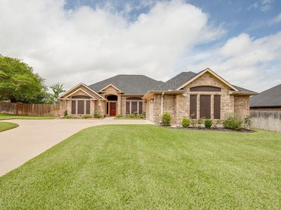 1203 Beacon Ct