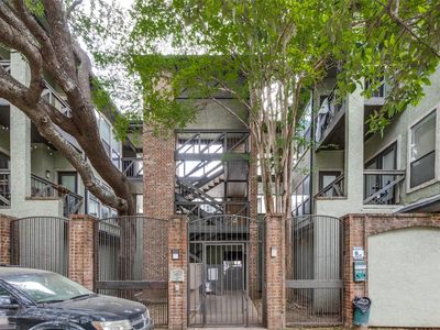 807 W 25th St APT 214