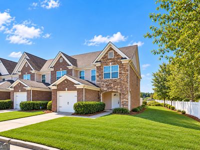 322 Village Dr